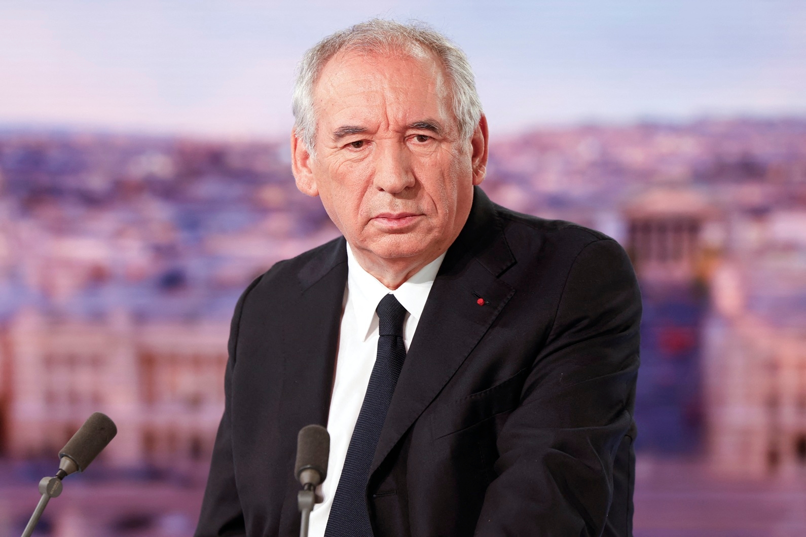 “Trust first, discussion later”… how François Bayrou is trying to defraud the National Assembly and the French people