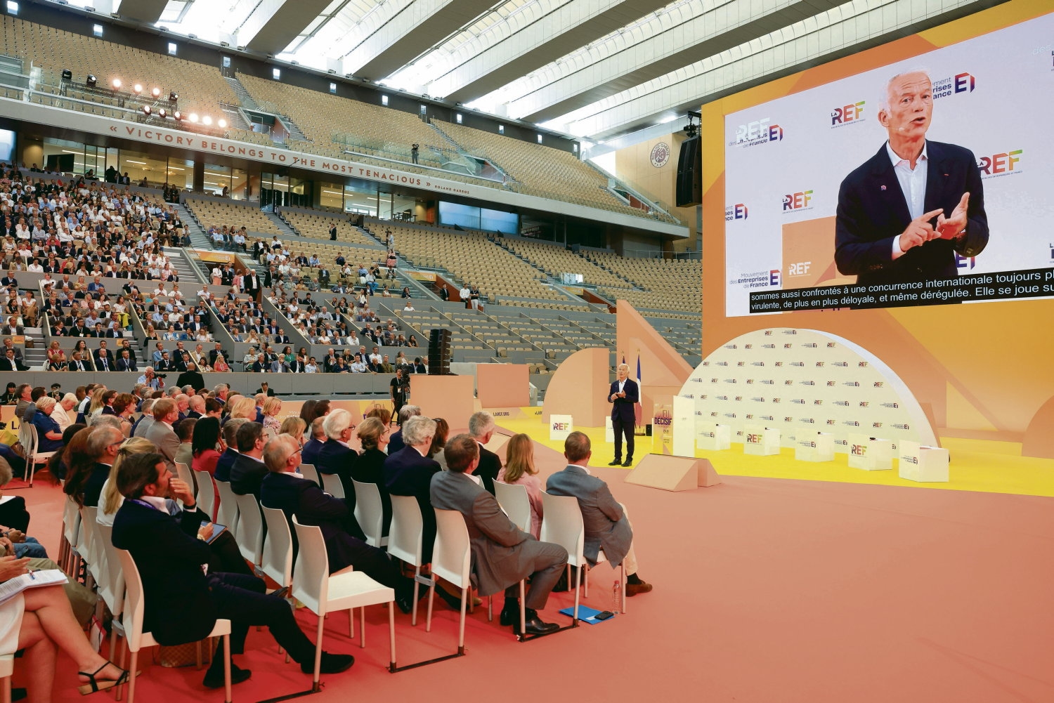 "Debemos dejar de apretar el puño con las reivindicaciones medioambientales": en las reuniones del MEDEF, los grandes patrones se hacen las víctimas