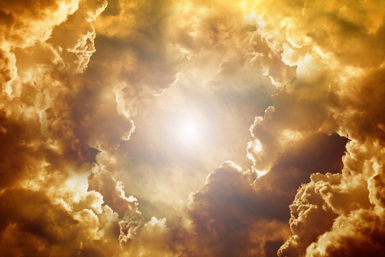 Scienza, particelle di polvere del deserto possono innescare il congelamento delle nuvole