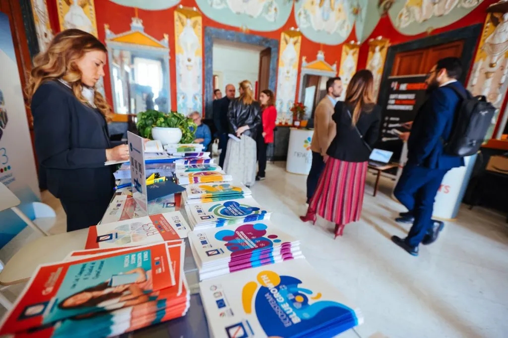 Innovation in der Villa Doria d'Angri: 283 Sprecher, 119 KMU und die ersten Prototypen aus einem neuen Biogewebe