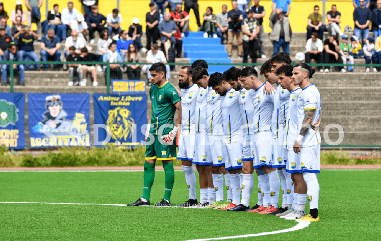 Ischia, os trabalhos de inscrição estão em andamento: o futuro recomeça do 4-3-3 e da “herança” ísquiana