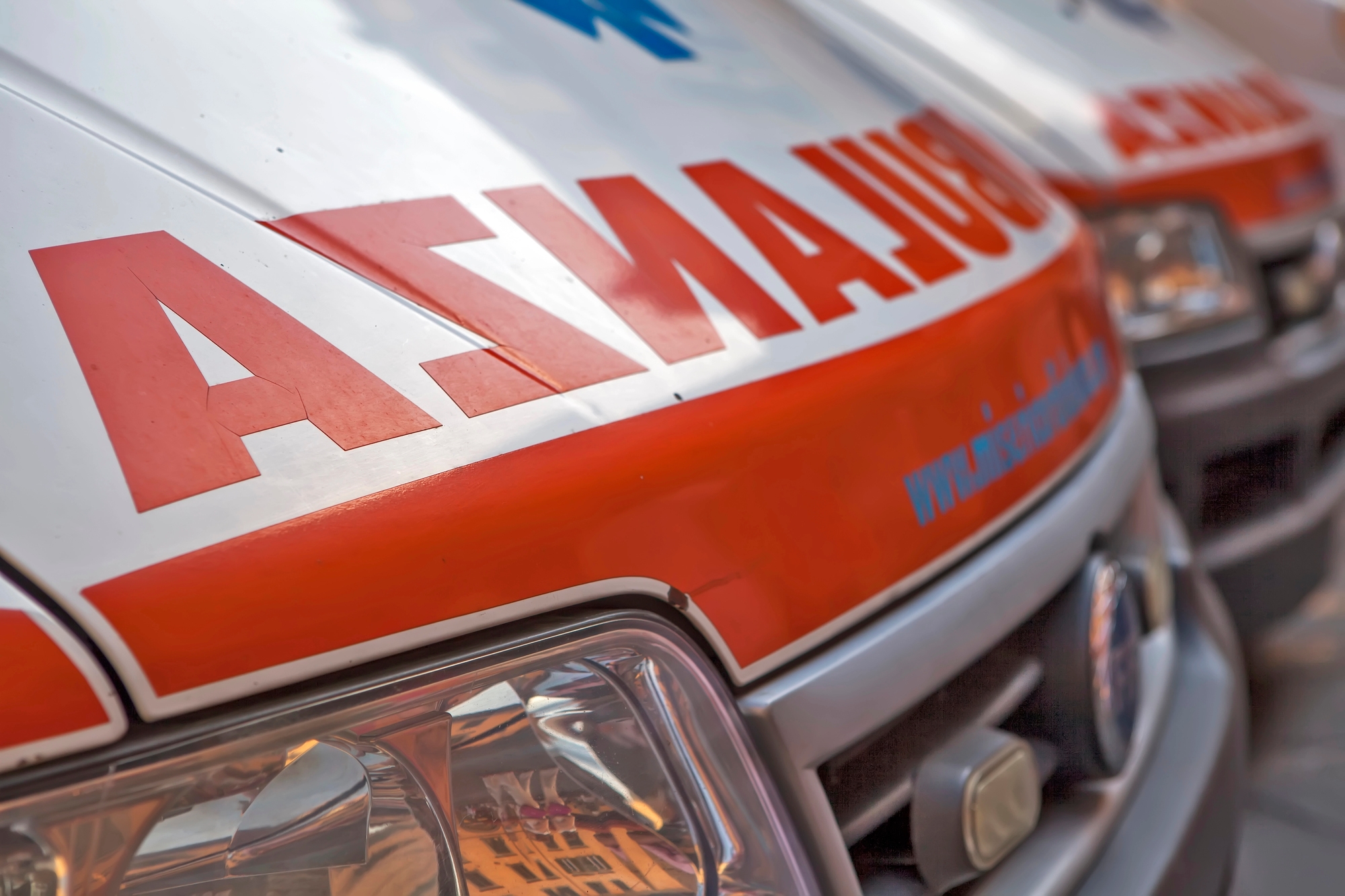 Accident in Barano: A young man underwent emergency surgery at Rizzoli Hospital in critical condition.
