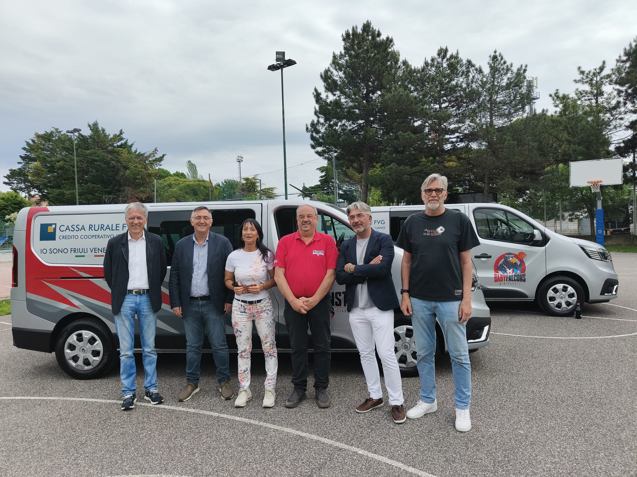 Cassa Rurale FVG и регион вместе с Falconstar Basket: новые фургоны для будущего, посвященного спорту