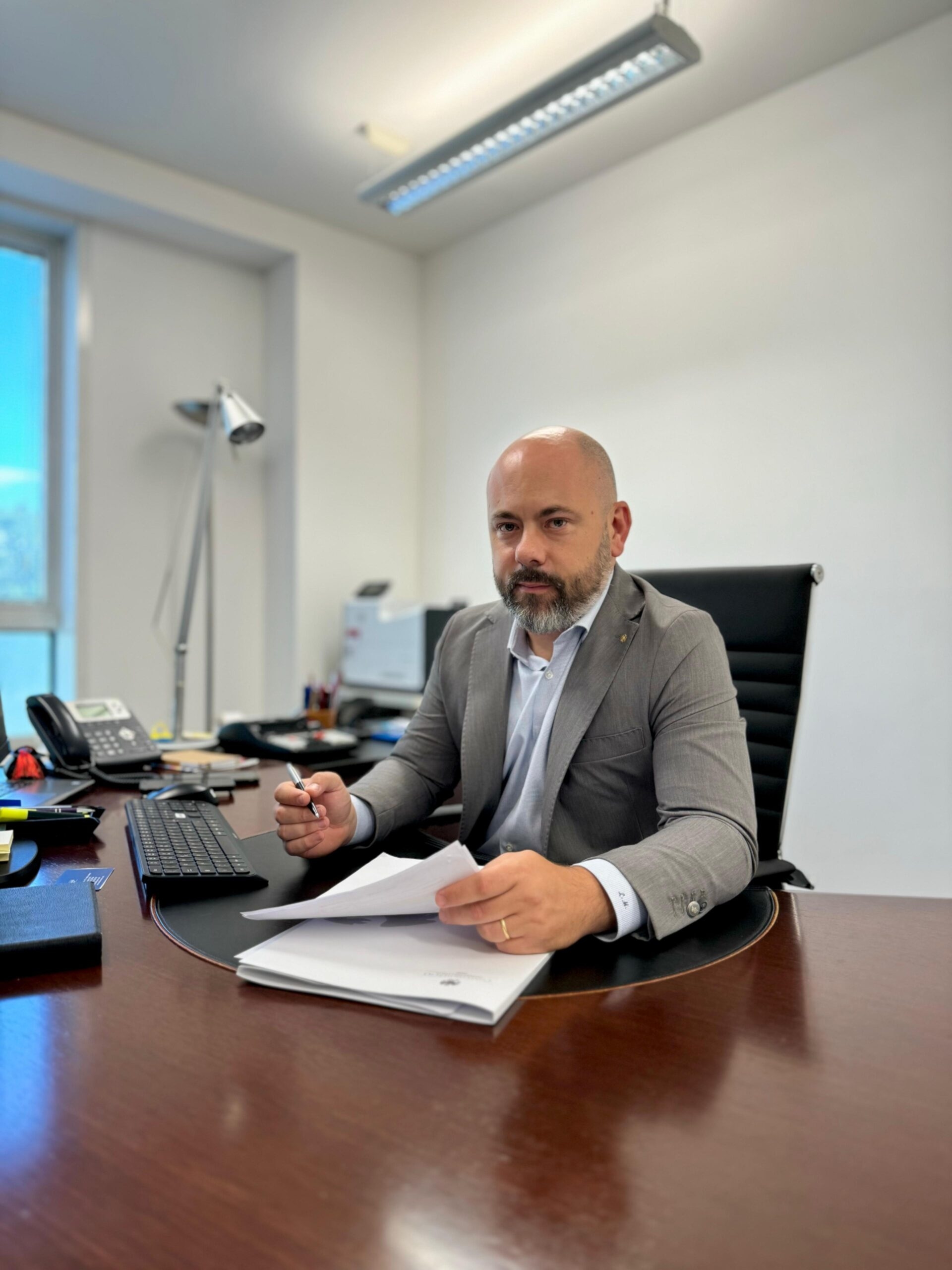 "Acabe com o dumping contratual: ele penaliza empresas sérias e trabalho de qualidade."