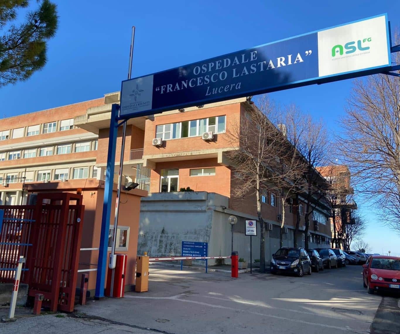 Branden in Foggia, vlammen bij het ziekenhuis van Lucera: situatie onder controle