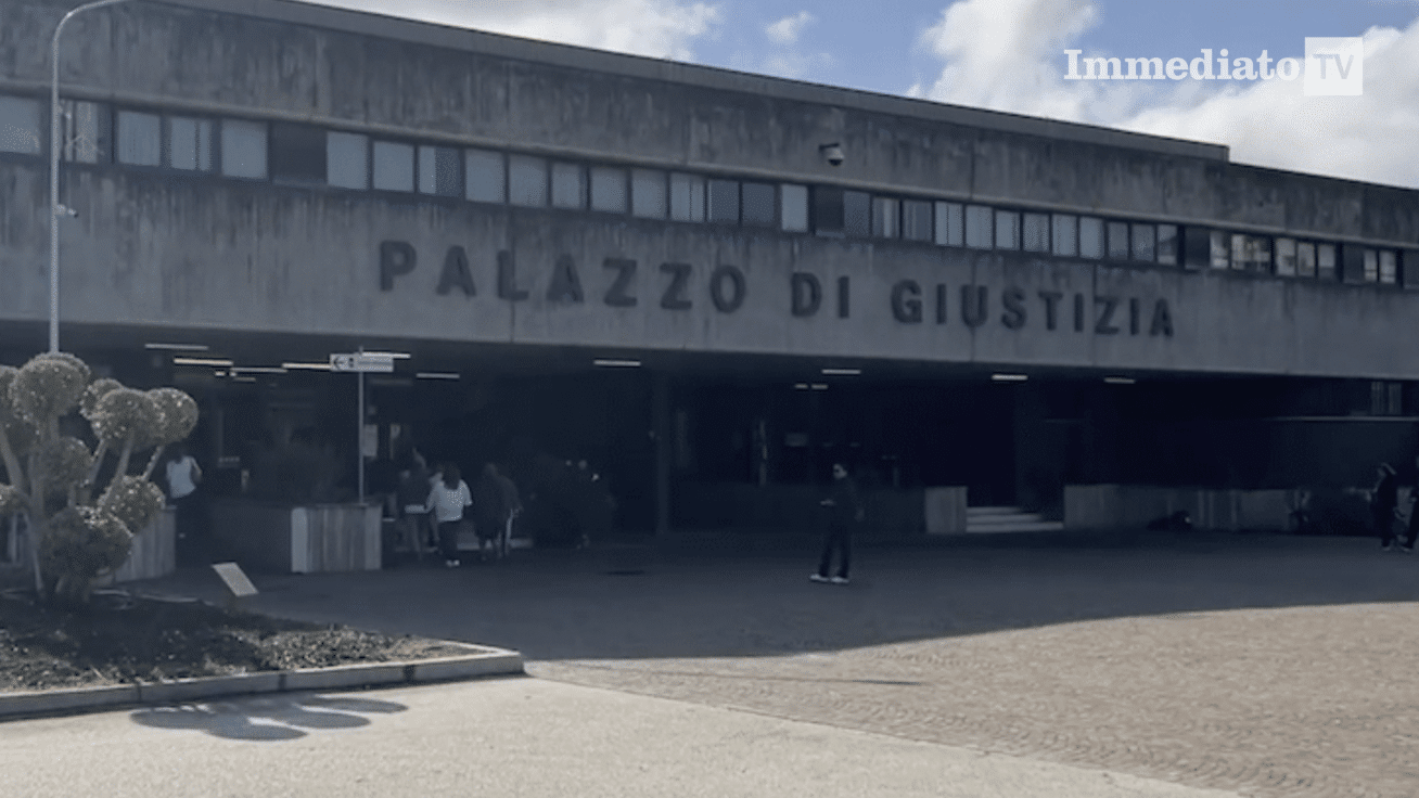 Justice workers sit-in in Foggia: “Immediate stabilization, no to the dispersion of skills”