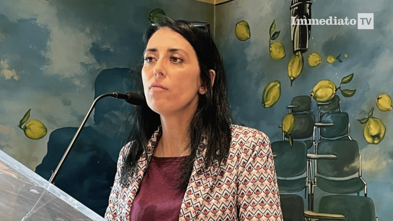 Emergência de calor em Foggia, Longo e Cascarano atacam prefeito: "Clima escaldante na cidade e congelante na maioria"