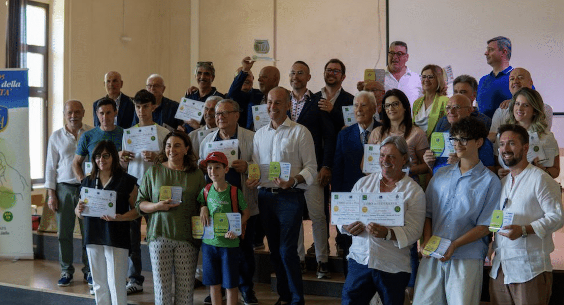 En Torremaggiore, triunfa la excelencia del aceite: éxito del Premio “L'Oro della Puglia e di Federico II” 2025