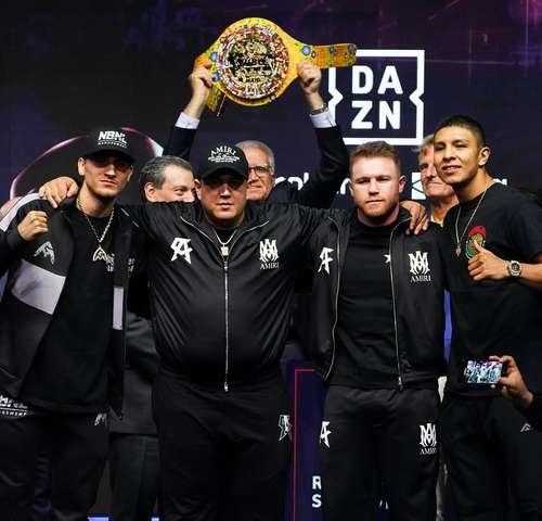 Canelo fights the Roman title and is ready to headline the Mexican card in Riyadh.