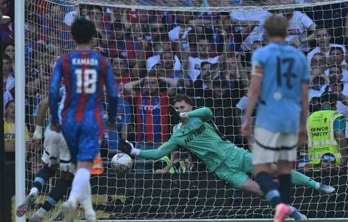Cristal Palace engraves its name on the FA Cup for the first time