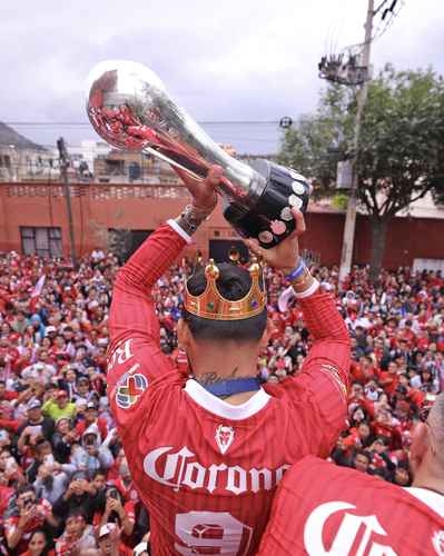 Die Champions feiern mit einer riesigen Parade