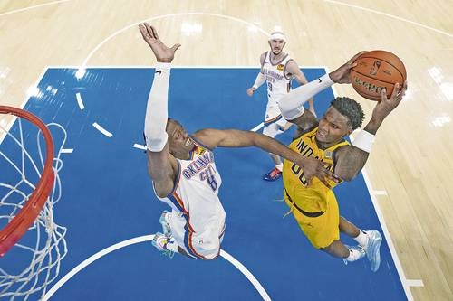 I Pacers hanno battuto i Thunder 110-111 all'ultimo minuto.