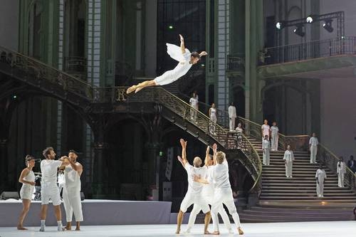 Vertigo, een combinatie van acrobatiek en dans