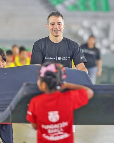 El deporte aísla a los niños de las situaciones de pobreza: Saviola
