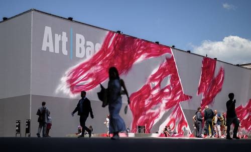 Art Basel abre na Suíça