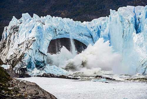 Anthropologists examine the social effects of glacier loss