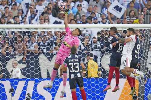 Lots of passion and little play: Rayados and River Plate draw
