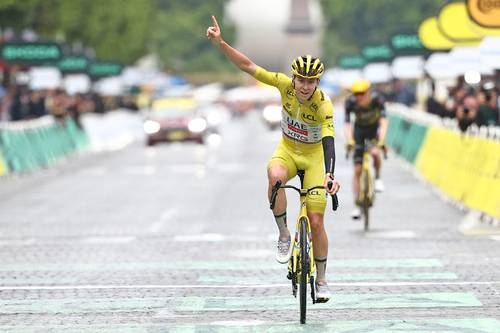Pogacar miażdży w Tour de France