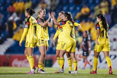 Het Amerikaanse damesteam verslaat Puebla met 3-0