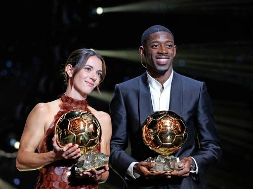 Dembélé remporte son premier Ballon d'Or et Bonmatí en ajoute 3 d'affilée