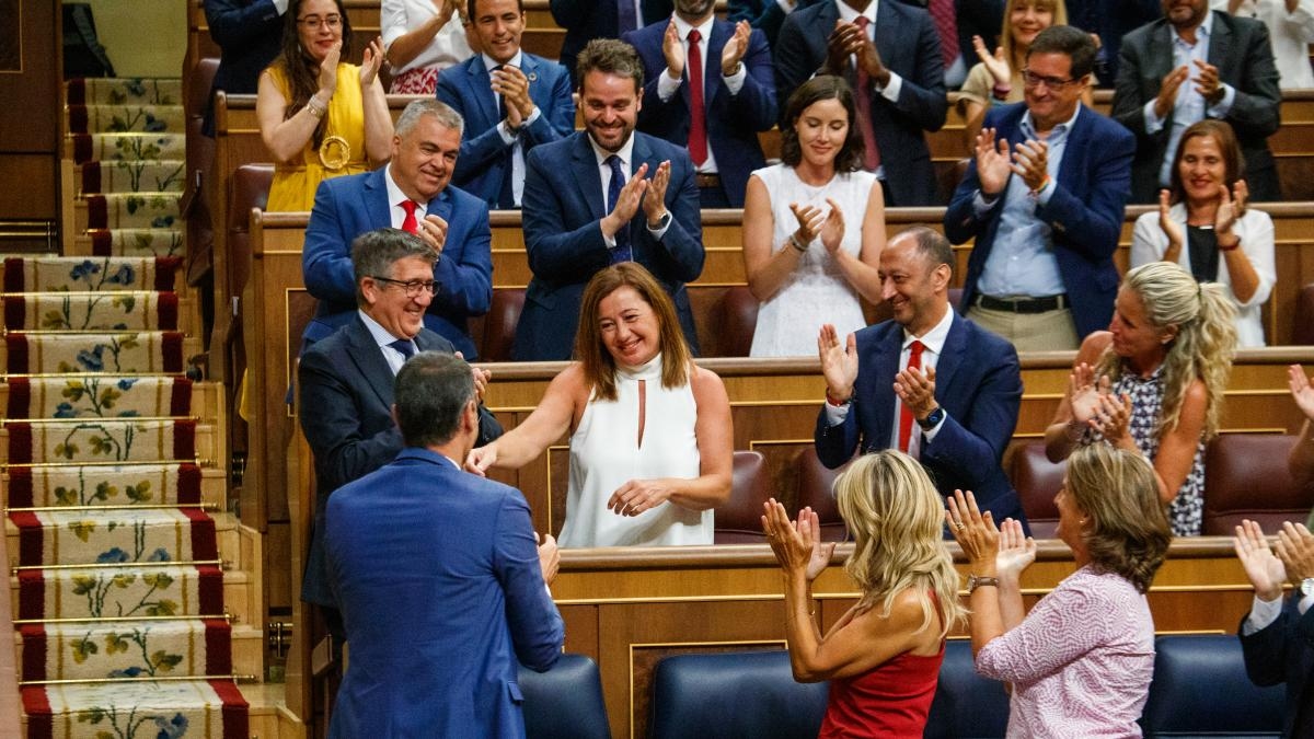 Sánchez zit halverwege zijn termijn en er zijn nog steeds geen onduidelijkheden weggenomen.