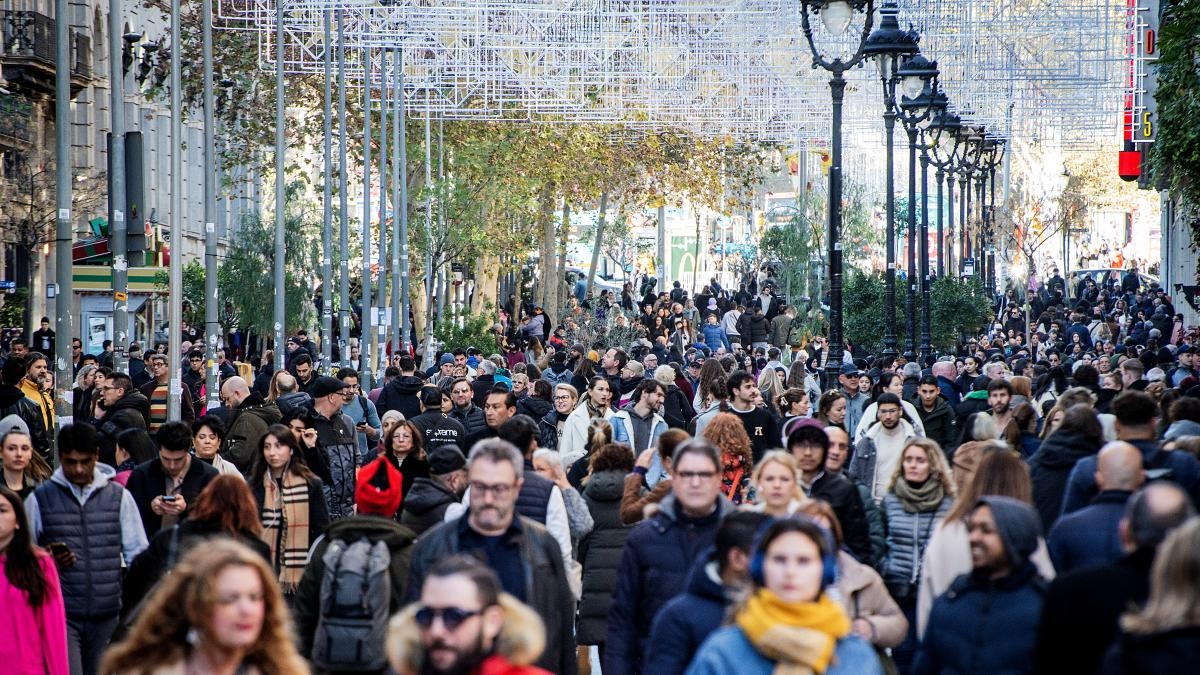 Dívida inadimplente resiste a aumentos de juros e cai para mínimas de 16 anos