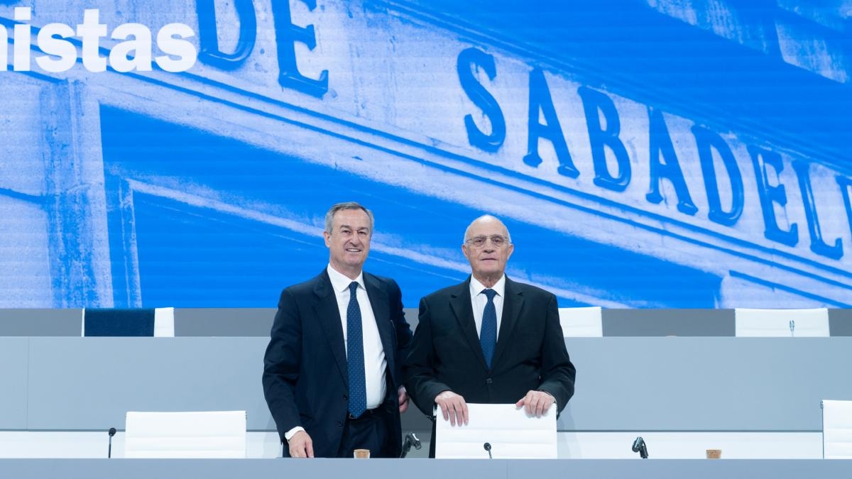 Sabadell demande à BBVA de détailler l'impact sur les synergies et les dividendes de la décision du gouvernement.