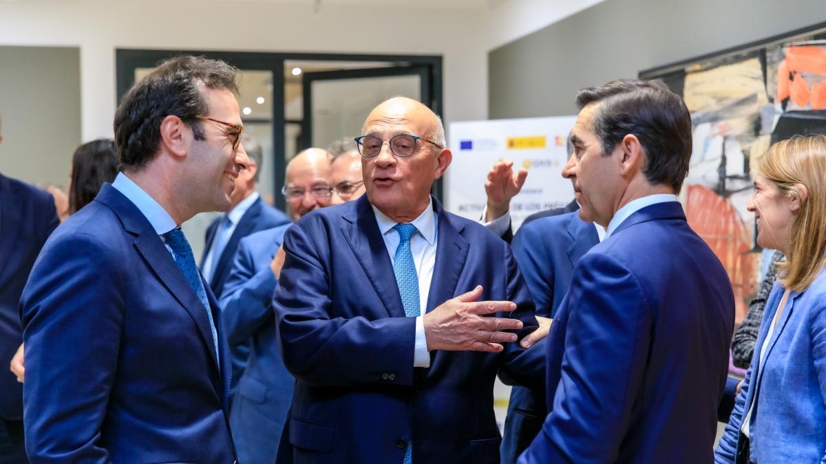 Hükümet, CNMC'de muhalif oy desteği olmadan devralma teklifi hakkında karar verecek.