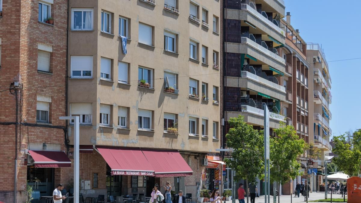 Strong real estate pressure reduces vacant apartments to a ten-year low.