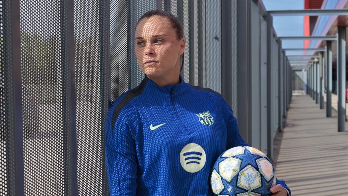 Ewa Pajor: “Bij Barça leer je elke dag.”