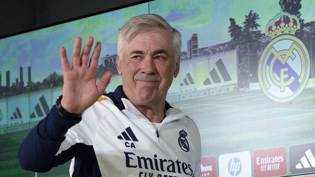 The Bernabéu bids farewell and pays tribute to Ancelotti and Modric against Real Sociedad.
