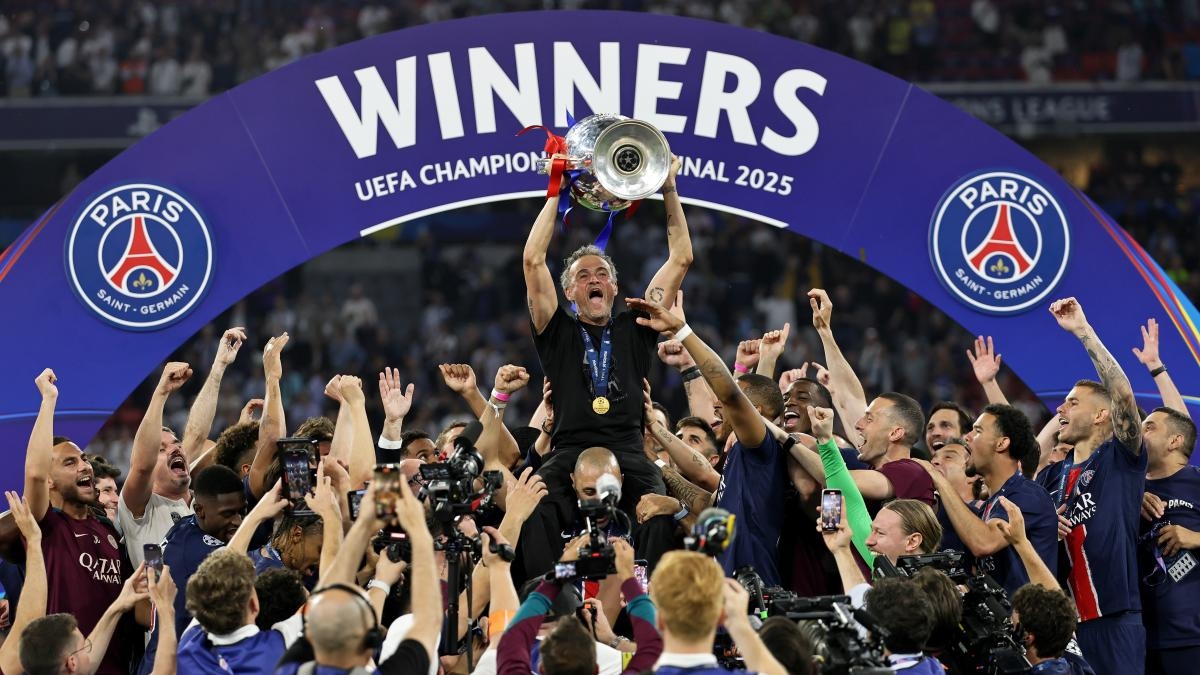 Een onrustig en onrustig PSG wil op de golf blijven en een verre nachtmerrie vergeten.
