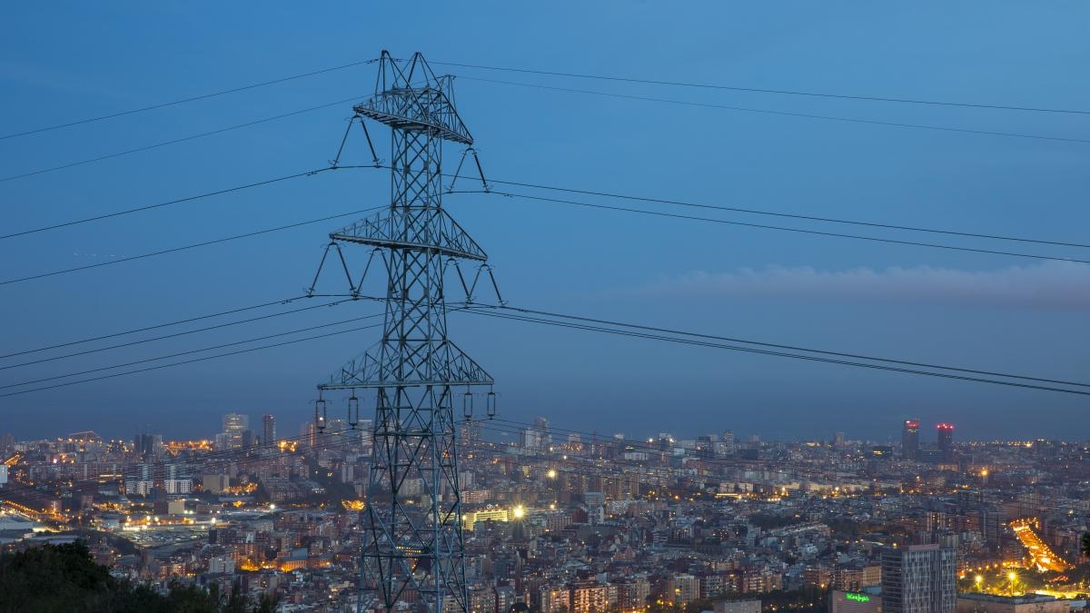 Elektrik şirketleri, kesinti öncesinde detaylı veri vermekten kaçınıyor.