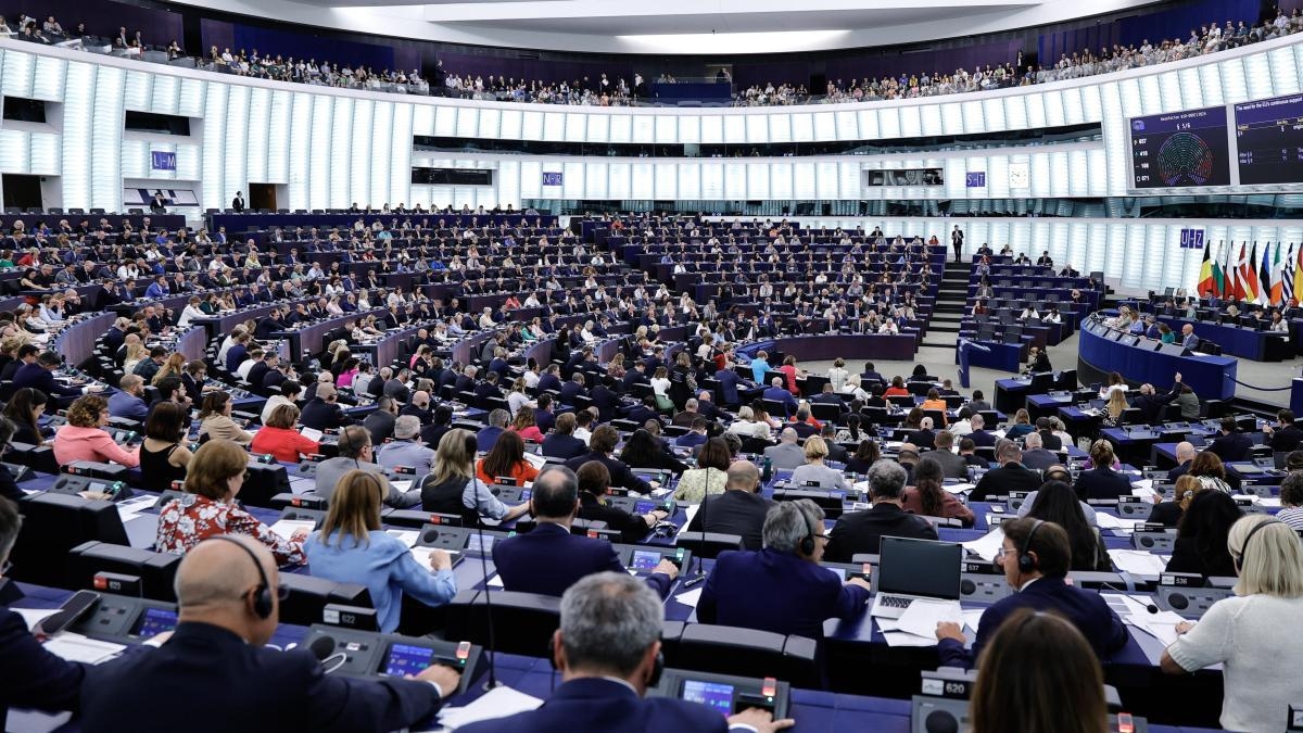 Le nostre lingue ufficiali, anche in Europa