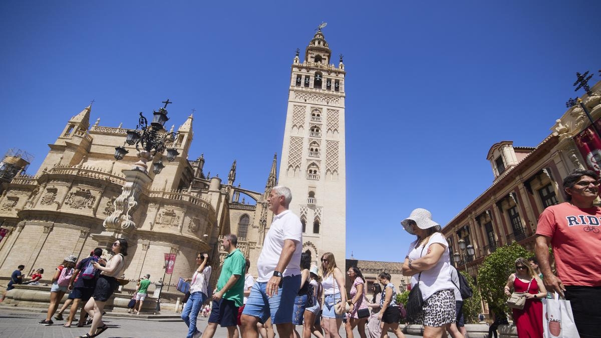 Changing consumer habits are driving the desire to spend on vacations to record levels.