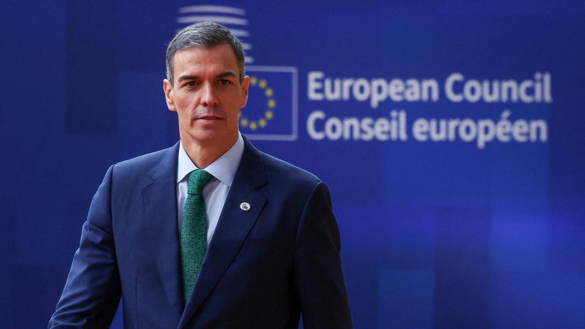 Tanks, pensions, tariffs... NATO!