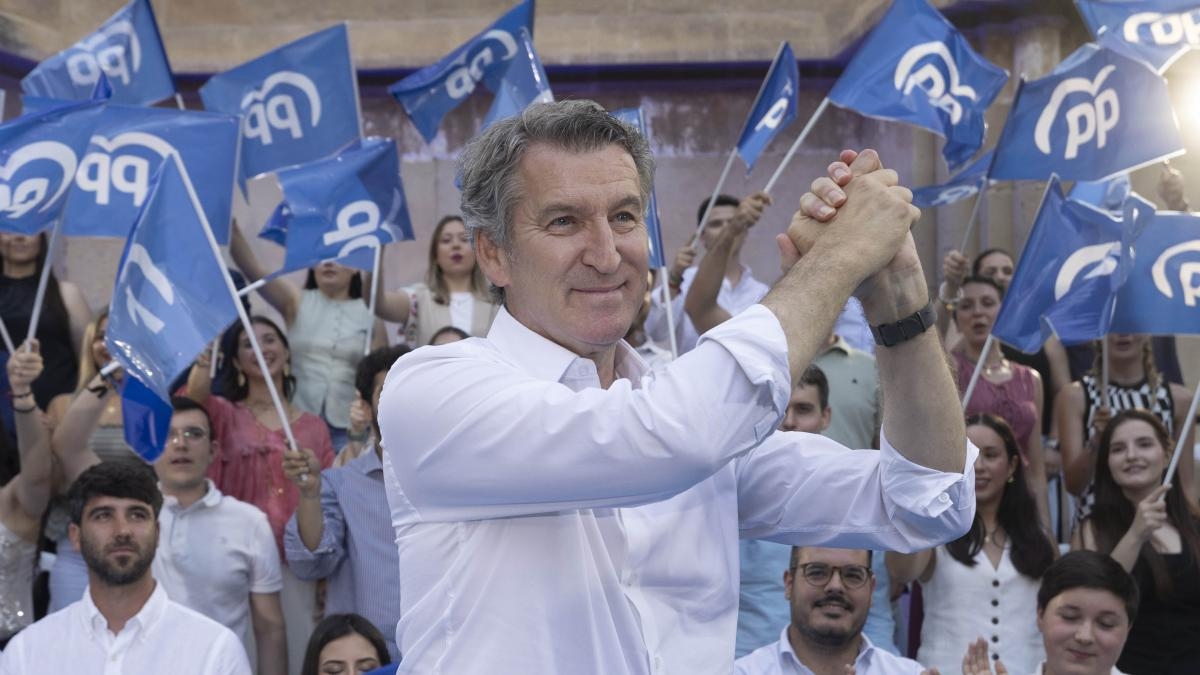 PP, Feijóo'nun liderliğini sessiz bir toplantıyla yeniden başlatmayı planlıyor.