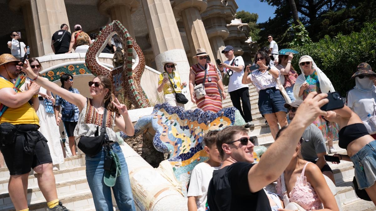 US tourism in Spain slows, threatening to erode GDP