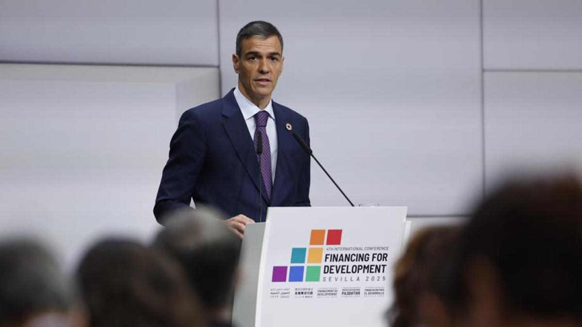 Sánchez tries to contain the crisis with two rounds of anti-corruption measures