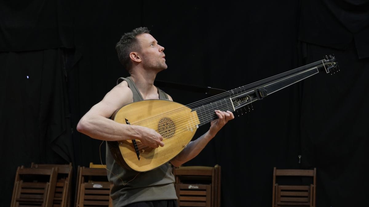 Das Peralada-Festival bietet mit 12 Shows eine sinnliche und spirituelle Reise ins Paradies.