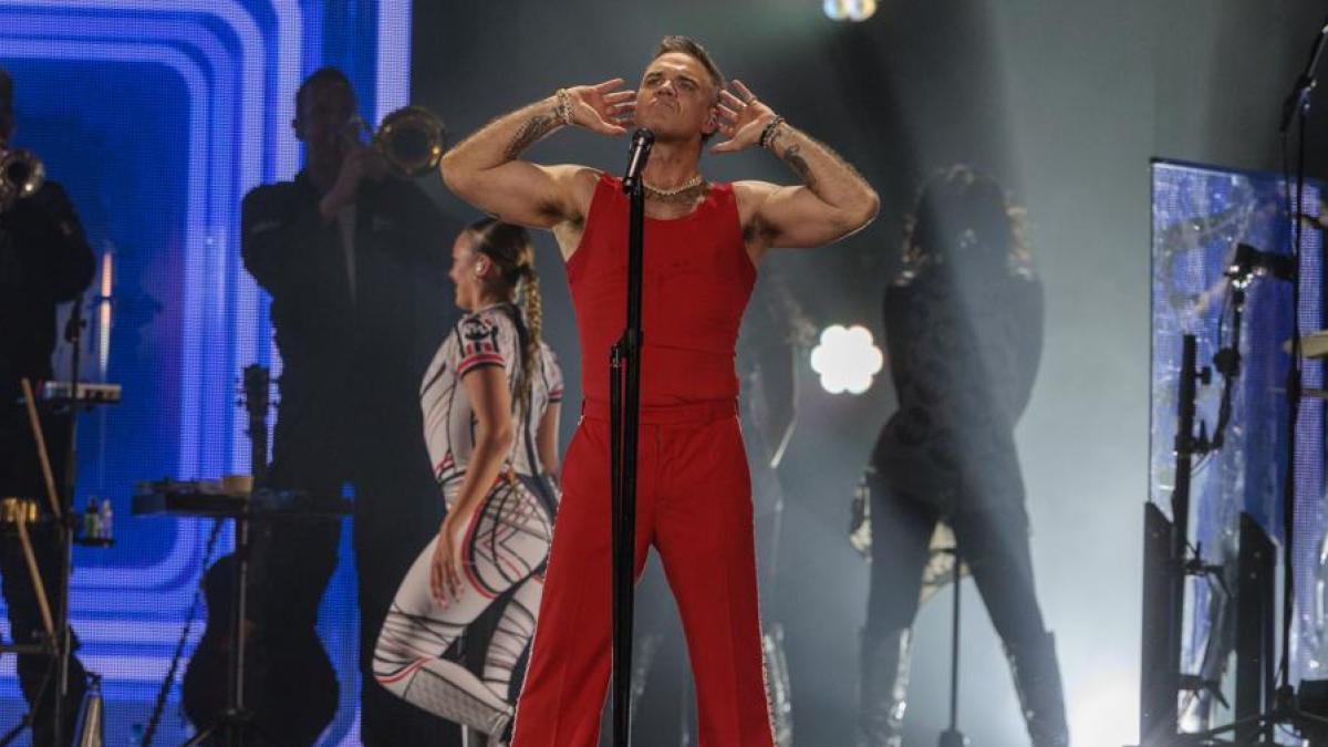Robbie Williams keert in stijl terug naar Barcelona