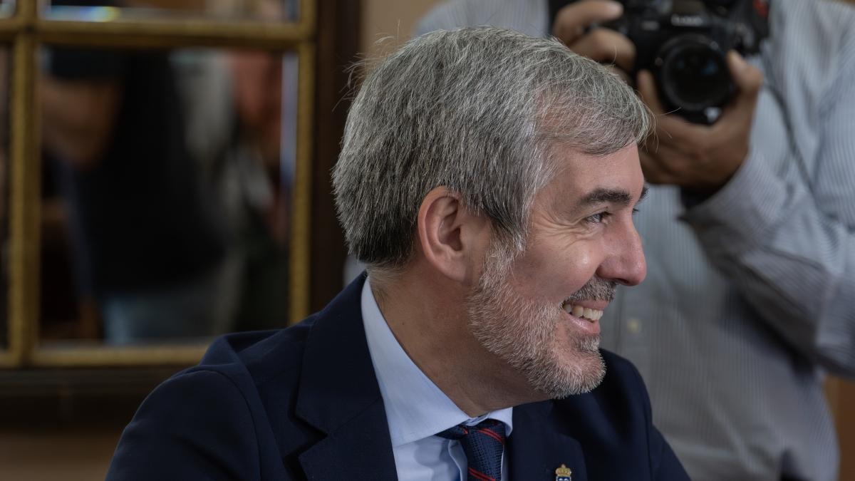 Fernando Clavijo: „Sánchez muss sich einer Vertrauensabstimmung unterziehen.“
