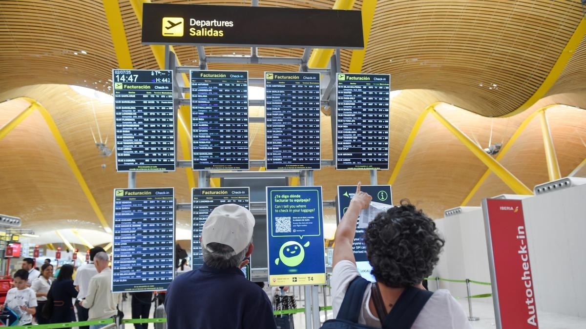 Aena, 2026 yılına kadar havaalanı vergilerini %6 oranında artırmayı planlıyor.