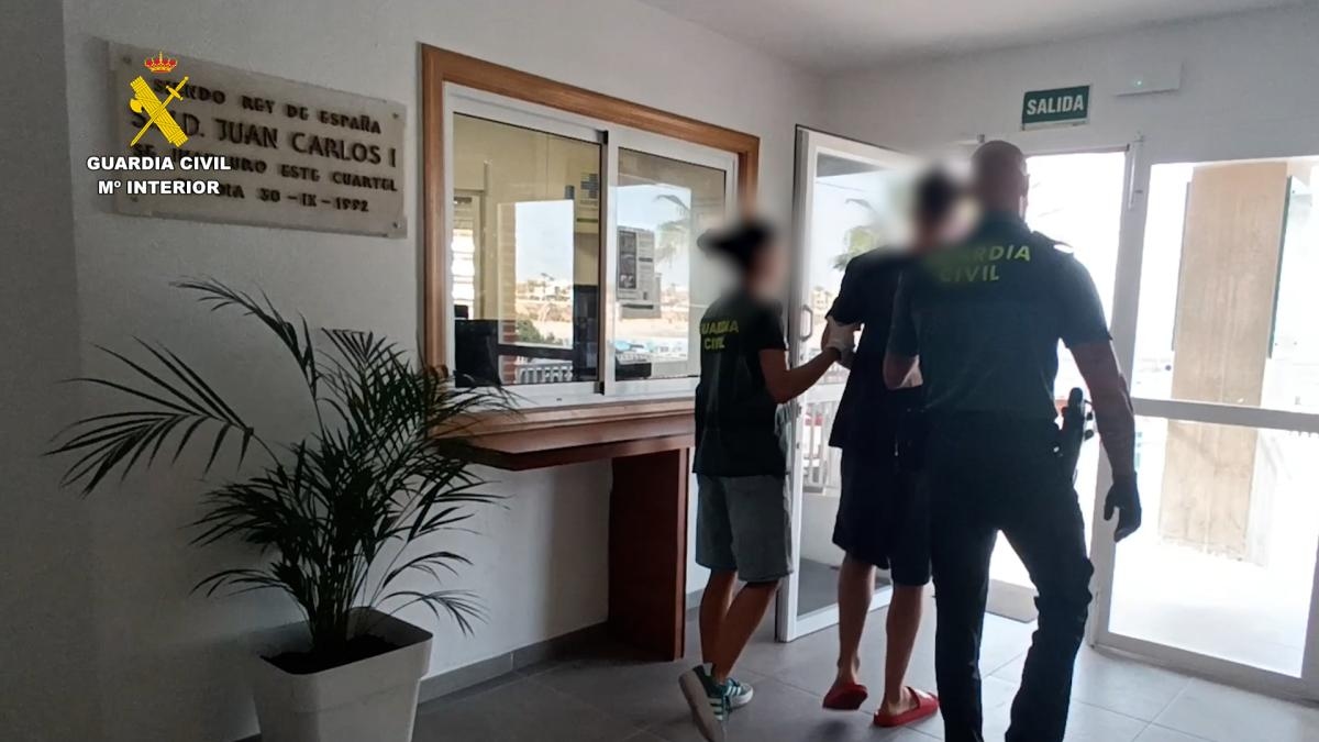 Tre arresti per la sparatoria in cui sono rimasti gravemente feriti due giovani a Pilar de la Horadada