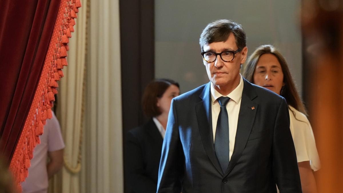 Illa difende l'azione "rapida" nello scandalo sulle nomine degli insegnanti