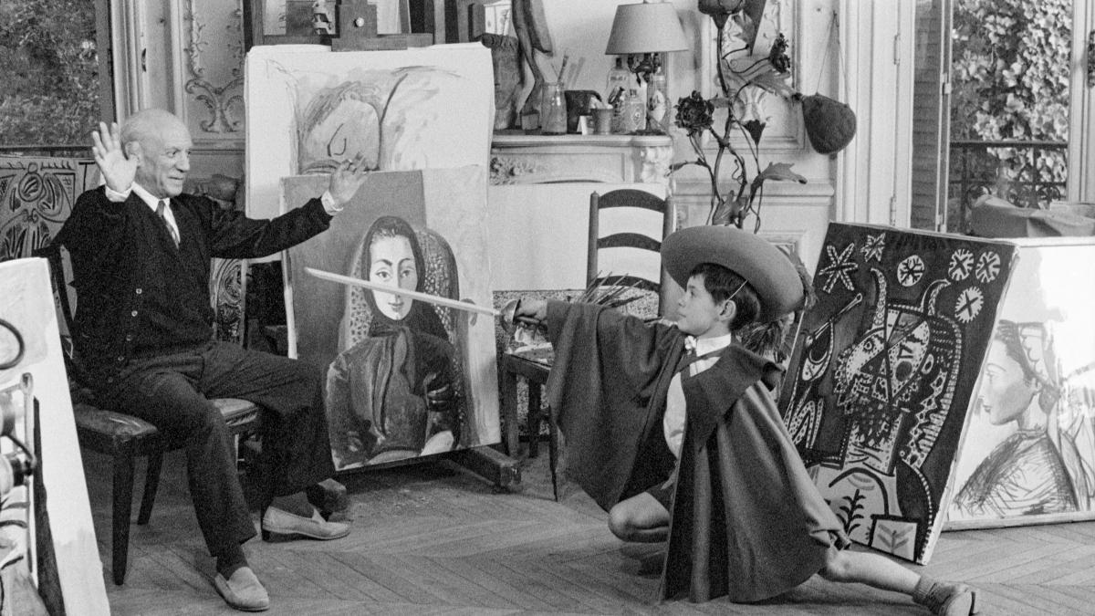 Picasso and the shadows of happiness