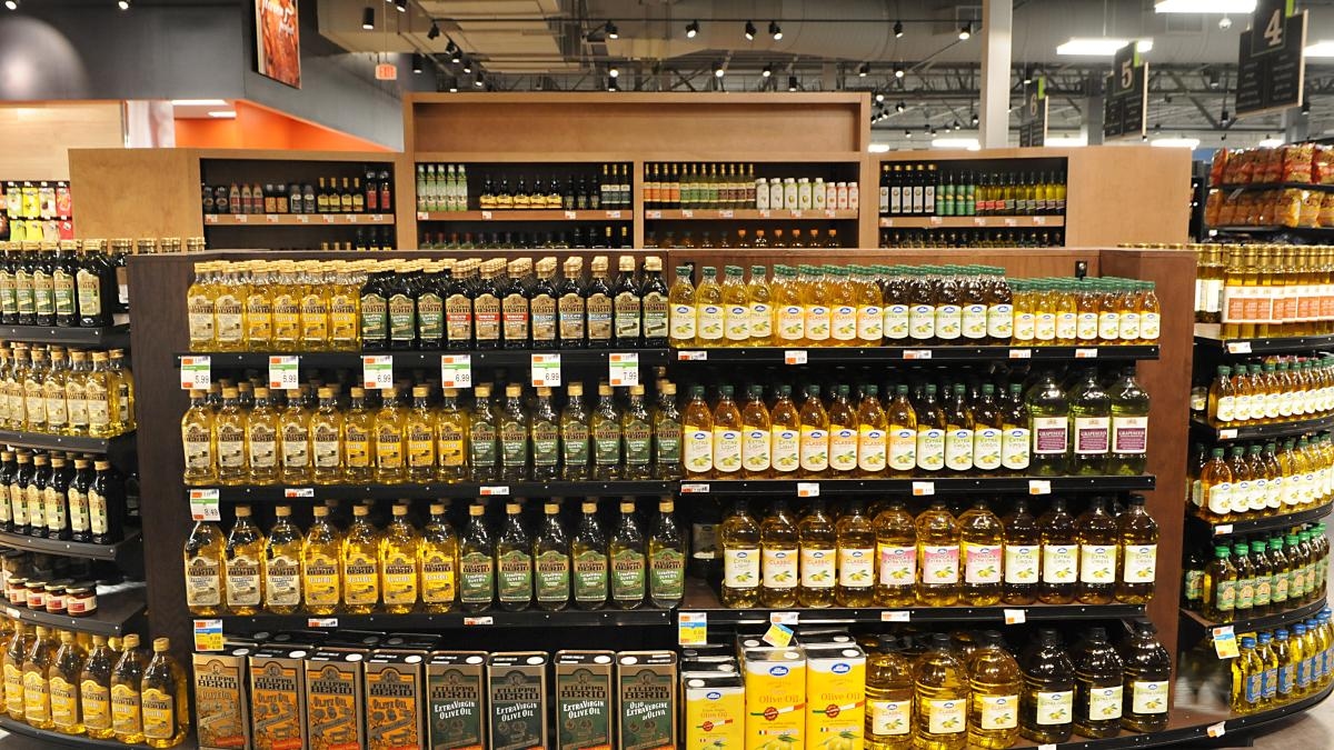 Producenci oliwy, wina i żywności obawiają się strat wynikających z ceł uzgodnionych ze Stanami Zjednoczonymi.