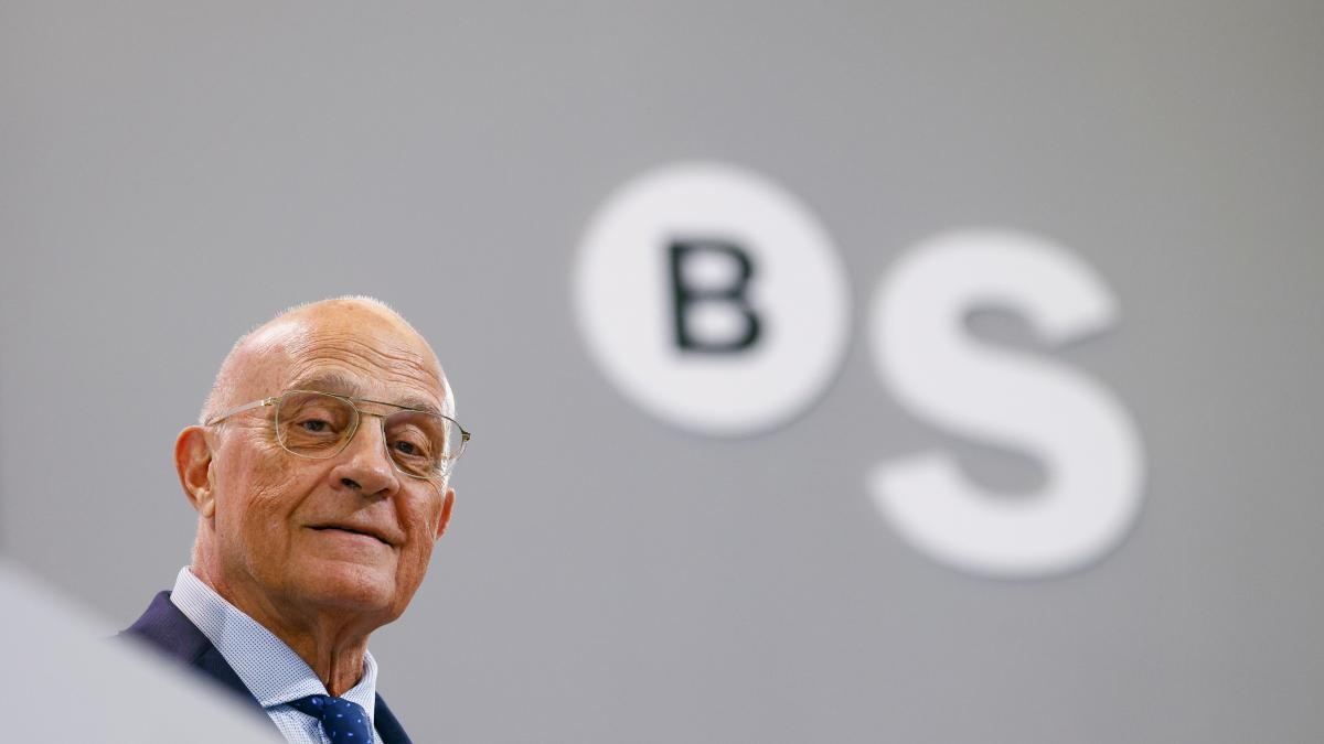 El Sabadell eleva a 1.500 millones la brecha entre su valor y la opa del BBVA