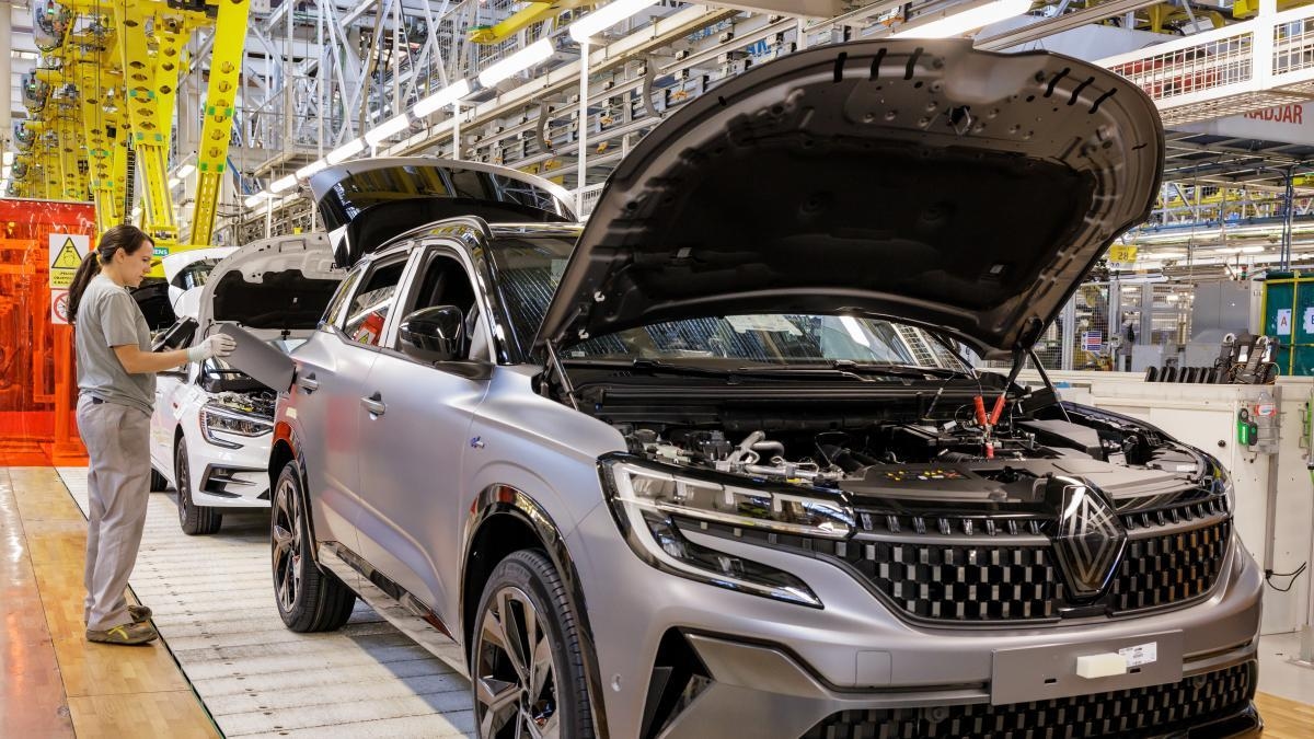 Os carros híbridos são os mais vendidos na Europa, com uma participação de 35%.
