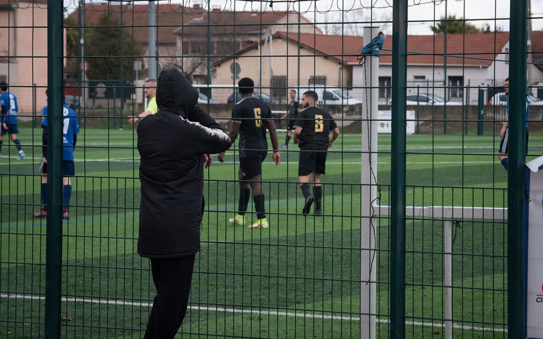 Футбольный турнир U13 проходит на юге Лиона: напали на детей и тренера из Калюира